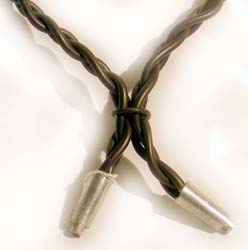 COLLIER 220 VOLT DETAIL